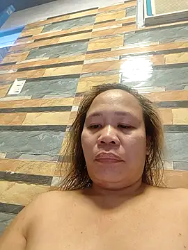 Snapshot of squirtshantal chatting on March 2, 2026, 5:19 am squirtshantal online show from March 2, 2026, 5:19 am