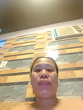 Snapshot of squirtshantal chatting on March 19, 2026, 12:47 am squirtshantal online show from March 19, 2026, 12:47 am