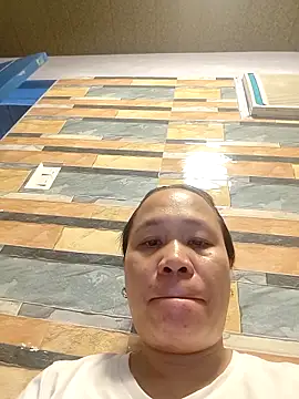 Snapshot of squirtshantal chatting on March 27, 2026, 8:26 am squirtshantal online show from March 27, 2026, 8:26 am