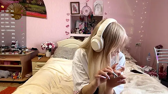 MelissaZaria online show from April 15, 2026, 6:20 am