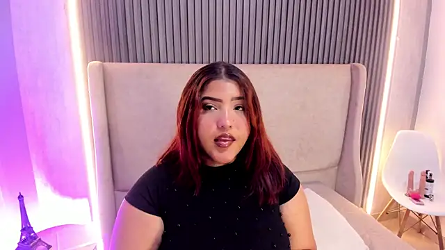 Snapshot of VanessaLanz chatting on April 19, 2026, 12:48 pm VanessaLanz online show from April 19, 2026, 12:48 pm