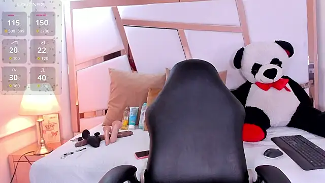 antonella moon7 online show from March 13, 2026, 4:19 am