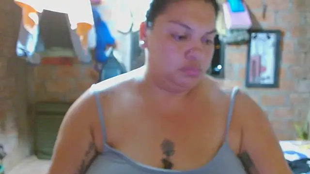 Juli Powl online show from March 8, 2026, 1:36 am