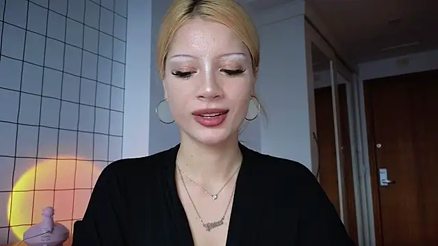 Snapshot of qualitybab chatting on February 16, 2026, 8:05 pm qualitybab online show from February 16, 2026, 8:05 pm