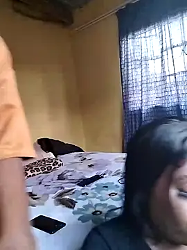 Snapshot of Breezyvikky chatting on June 1, 2026, 1:02 pm Breezyvikky online show from June 1, 2026, 1:02 pm