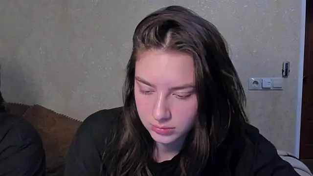 Snapshot of love_lina_muuur chatting on February 25, 2026, 8:51 pm love lina muuur online show from February 25, 2026, 8:51 pm