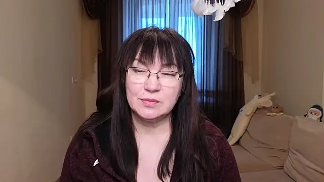 Tori Twirl online show from February 18, 2026, 6:31 am