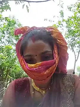 Snapshot of Seenu---Thakur chatting on June 3, 2026, 7:33 am Seenu---Thakur online show from June 3, 2026, 7:33 am
