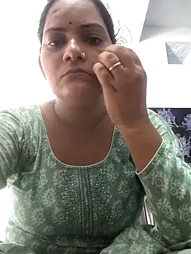 Snapshot of Anushka_Singh0 chatting on June 11, 2026, 4:21 am Anushka Singh0 online show from June 11, 2026, 4:21 am