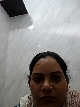 Snapshot of Anushka_Singh0 chatting on July 5, 2026, 1:01 am Anushka Singh0 online show from July 5, 2026, 1:01 am