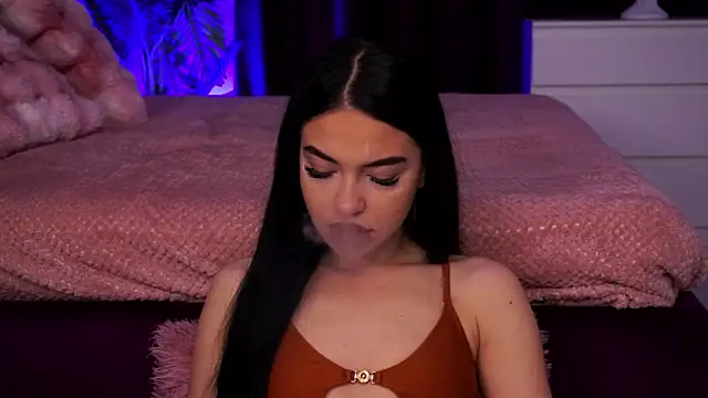 Snapshot of SashaLorrenz chatting on April 11, 2026, 4:39 am SashaLorrenz online show from April 11, 2026, 4:39 am