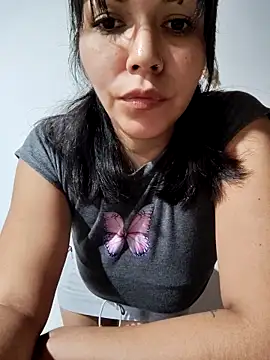 Snapshot of Morochaa198 chatting on April 14, 2026, 11:49 am Morochaa198 online show from April 14, 2026, 11:49 am