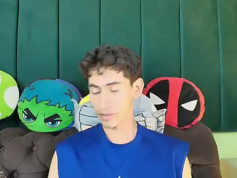 Snapshot of skinny_jean_ chatting on February 21, 2026, 7:59 pm skinny jean online show from February 21, 2026, 7:59 pm