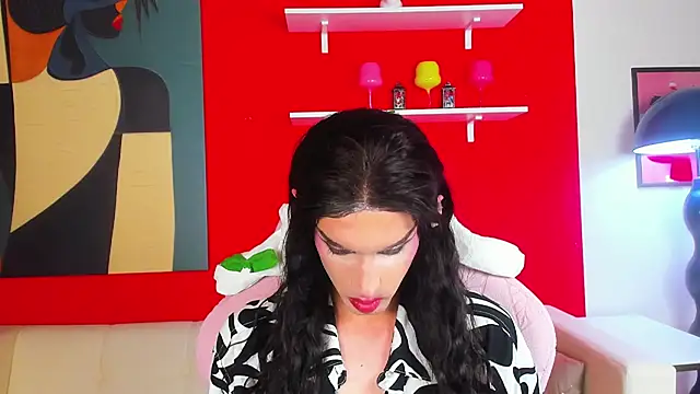 MadisonEsprit online show from April 18, 2026, 3:16 pm