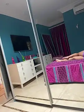 Snapshot of safadinhaputinha69 chatting on February 18, 2026, 8:38 pm safadinhaputinha69 online show from February 18, 2026, 8:38 pm