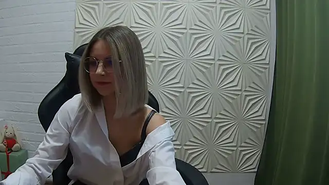 Snapshot of IceMayes chatting on February 26, 2026, 12:26 pm IceMayes online show from February 26, 2026, 12:26 pm