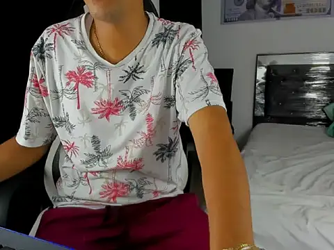 Snapshot of badboy_master chatting on February 25, 2026, 11:58 pm badboy master online show from February 25, 2026, 11:58 pm