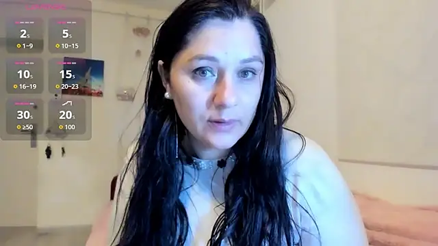 Snapshot of EVELYNA88 chatting on May 16, 2026, 5:34 pm EVELYNA88 online show from May 16, 2026, 5:34 pm