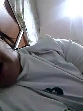 Snapshot of CubanaCulonaxxx chatting on February 17, 2026, 3:47 am CubanaCulonaxxx online show from February 17, 2026, 3:47 am