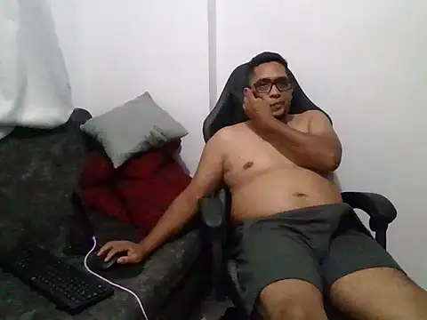 gordogruesa online show from May 31, 2026, 1:58 am