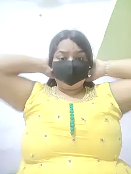 Snapshot of Choko_Gril chatting on February 18, 2026, 6:09 am Choko Gril online show from February 18, 2026, 6:09 am