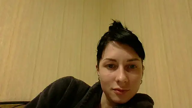 Snapshot of _OnyxQueen_ chatting on February 25, 2026, 6:28 pm OnyxQueen online show from February 25, 2026, 6:28 pm