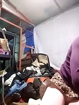 LACALIENTEDECHALCO online show from February 25, 2026, 10:47 am