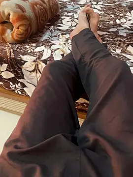 rashmixxx online show from February 15, 2026, 6:32 am