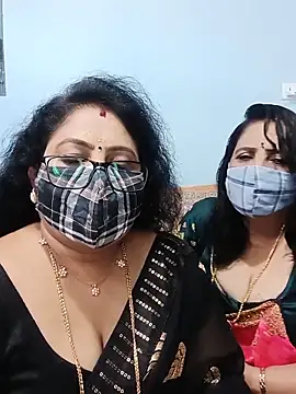 Kannadasexywifes online show from May 20, 2026, 7:25 am