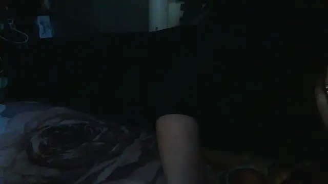 Snapshot of luanahot1 chatting on March 13, 2026, 11:06 am luanahot1 online show from March 13, 2026, 11:06 am