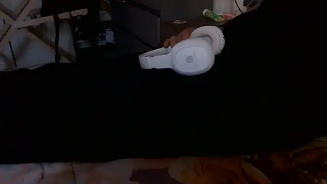 Snapshot of luanahot1 chatting on April 4, 2026, 2:03 pm luanahot1 online show from April 4, 2026, 2:03 pm