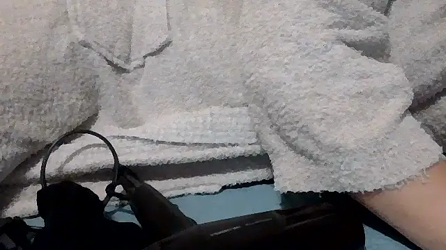 Snapshot of luanahot1 chatting on April 13, 2026, 7:19 pm luanahot1 online show from April 13, 2026, 7:19 pm