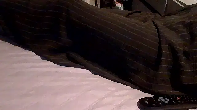 Snapshot of luanahot1 chatting on May 27, 2026, 11:51 am luanahot1 online show from May 27, 2026, 11:51 am