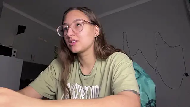 YettaUrive online show from February 26, 2026, 2:38 pm