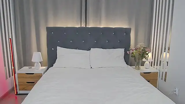 VikkyVonn online show from February 21, 2026, 12:17 pm