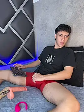 Snapshot of Lucian-greyy chatting on February 17, 2026, 5:26 am Lucian-greyy online show from February 17, 2026, 5:26 am