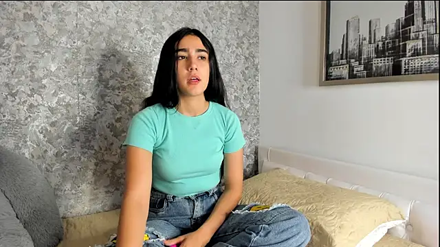 Anika H online show from April 1, 2026, 12:06 pm