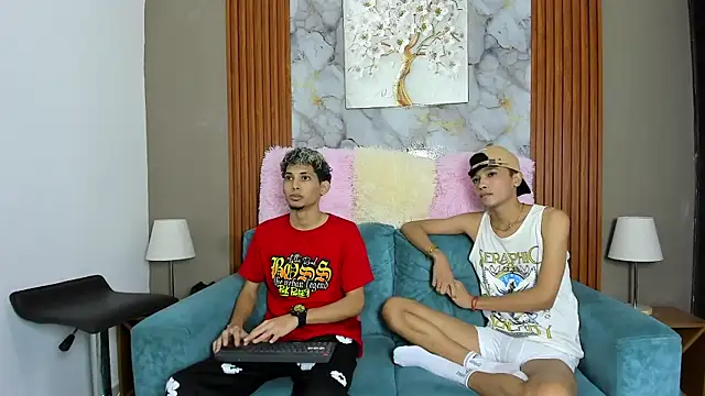 Snapshot of YOUNG_BOYS_HELL chatting on February 14, 2026, 2:19 am YOUNG BOYS HELL online show from February 14, 2026, 2:19 am