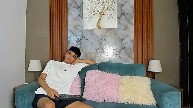 YOUNG BOYS HELL online show from March 18, 2026, 1:20 am