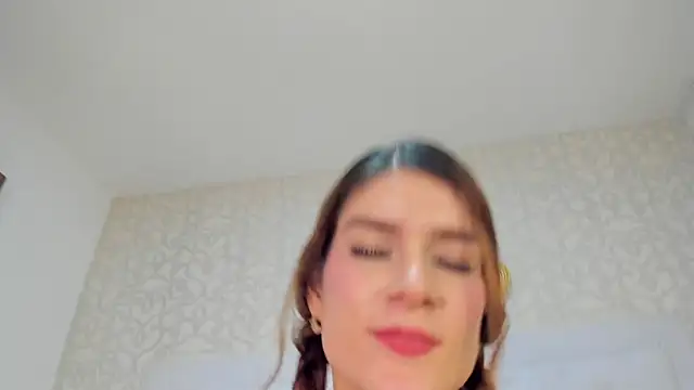 Snapshot of vivifit_08 chatting on April 5, 2026, 7:55 pm vivifit 08 online show from April 5, 2026, 7:55 pm