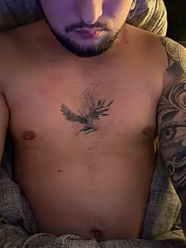 Snapshot of derallerechte001 chatting on February 17, 2026, 11:11 pm derallerechte001 online show from February 17, 2026, 11:11 pm