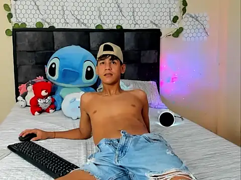 Stiben coll12 online show from February 26, 2026, 6:34 am