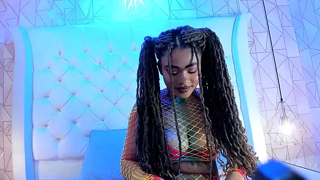 Malikasoleil online show from March 1, 2026, 5:31 am