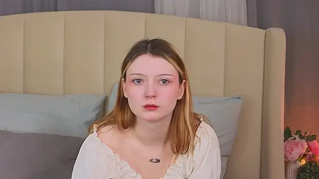 AlyssFrost online show from May 23, 2026, 2:50 am