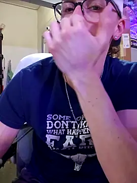 Snapshot of wranglerwayne chatting on February 25, 2026, 8:13 am wranglerwayne online show from February 25, 2026, 8:13 am