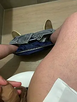 BlondeDutchXItaliano online show from March 7, 2026, 12:24 pm