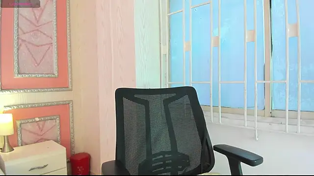 Snapshot of your_whore_Salome chatting on May 22, 2026, 8:36 pm your whore Salome online show from May 22, 2026, 8:36 pm