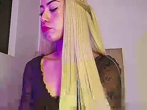 Snapshot of Holistic_Ambrita chatting on February 16, 2026, 2:51 am Holistic Ambrita online show from February 16, 2026, 2:51 am