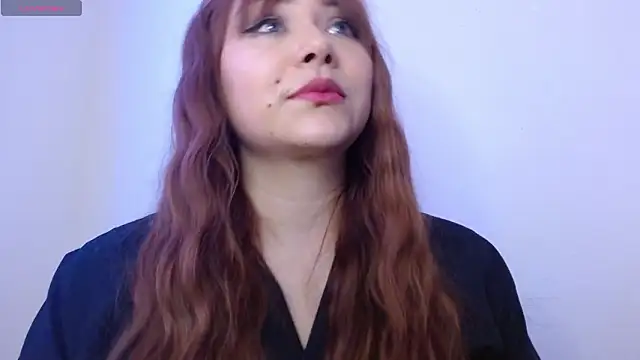 Snapshot of Sara25_07 chatting on February 18, 2026, 5:03 am Sara25 07 online show from February 18, 2026, 5:03 am