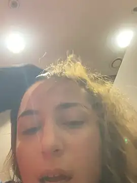 Snapshot of kate_nicepops999114 chatting on February 20, 2026, 7:43 am kate nicepops999114 online show from February 20, 2026, 7:43 am